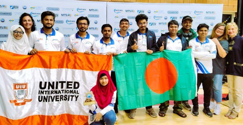 টিম মেট রোভ কম্পিটিশনে ইউআইইউ মেরিনার সাফল্য